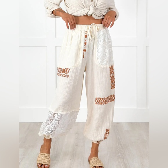 POL Clothing Boho Festival Drawstring Lightweight Gauzy Jogger Pants - Picture 1 of 4